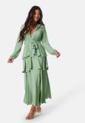John Zack Long Sleeve Tiered Maxi Dress Sage Green S (UK10)
