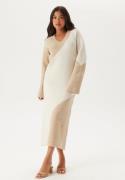 BUBBLEROOM V-neck Knitted Midi Dress White/Beige XL