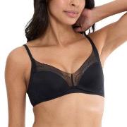 Triumph BH Breathe and Lift Smart N EX Svart Fit Smart 2 Dam