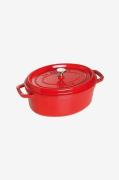 Staub - Gryta La Cocotte oval 33 cm, 6,7 l - Röd - Grytor & kastruller...