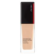 Shiseido Synchro Skin Radiant Lifting Foundation 220 Linen 30ml