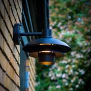 Dyberg Larsen Morph utomhusvägglampa, Ø 24 cm, svart, metall