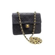 Chanel Vintage Förägad Svart Läder Chanel Axelväska Black, Dam