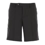Emporio Armani Svarta Bermuda-shorts för män med amerikanska fickor Bl...
