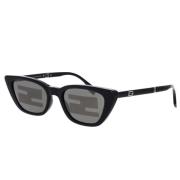 Fendi Glamorösa Cat-Eye Solglasögon med Minimalistisk Ram Black, Dam