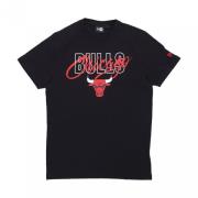 New Era NBA Script Tee Chibul - Svart/Röd Black, Herr