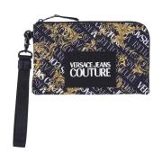 Versace Jeans Couture Svart/Guld Clutch med All-Over Logo Print och Dr...