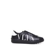 Valentino Garavani Svarta Sneakers med Kontrasterande Logotyp Black, H...