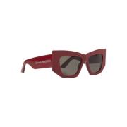 Alexander McQueen Röda solglasögon med ingraverad logotyp Red, Dam