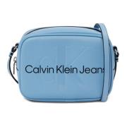 Calvin Klein Jeans Blå Axelväska med Dragkedja Blue, Dam