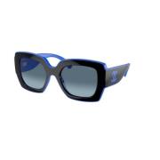 Chanel Stiliga svarta solglasögon med blå linser Black, Unisex