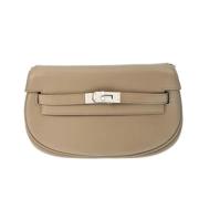 Hermès Vintage Pre-owned Tyg axelremsvskor Beige, Dam