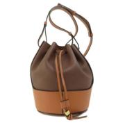 Loewe Pre-owned Pre-owned Tyg axelremsvskor Brown, Dam