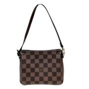 Louis Vuitton Vintage Pre-owned Tyg louis-vuitton-vskor Brown, Dam