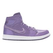 Nike Begränsad upplaga Retro High Season of Her Purple, Unisex