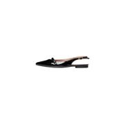 Poche Paris Svarta Lädersandaler med Graceful Design Black, Dam