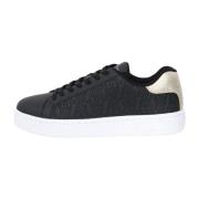 Armani Exchange Svart Läder Geometriskt Mönster Sneakers Black, Dam