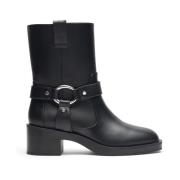 Stuart Weitzman Moto Bootie med Hardware Accents Black, Dam