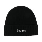 Études Svart Stickad Logo Beanie Black, Unisex