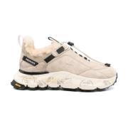 Premiata Beige Sneakers med Toggle Stängning Beige, Dam