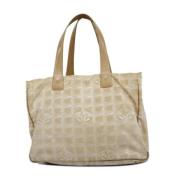 Chanel Vintage Pre-owned Nylon chanel-vskor Beige, Dam