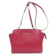 Michael Kors Pre-owned Pre-owned Plast axelremsvskor Red, Dam