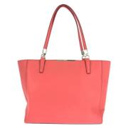 Coach Pre-owned Pre-owned Canvas axelremsvskor Pink, Dam