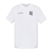 Sporty & Rich T-shirt från 47 & The New York Yankees kollektionen Whit...