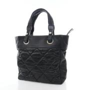 Chanel Vintage Pre-owned Nylon chanel-vskor Black, Dam