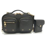 Louis Vuitton Vintage Pre-owned Laeder axelremsvskor Black, Dam