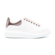 Alexander McQueen Beige Sneakers med Logotyptryck Beige, Dam