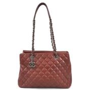 Chanel Vintage Pre-owned Laeder totevskor Red, Dam