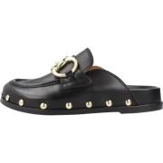 Alpe Mules Black, Dam