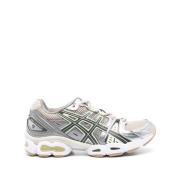 Asics Grå Mesh Sneakers med Vita Insatser Gray, Dam