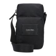 Calvin Klein Herr Axelväska med Justerbar Rem Black, Herr