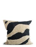 Pillow Fluffy Black Byon