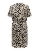 Carnova Life Ss V-Neck Blk Dress Cream ONLY Carmakoma