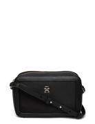 Th Essential S Crossover Black Tommy Hilfiger