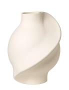 Ceramic Pirout Vase #01 White LOUISE ROE