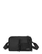 Double Cros Black Eastpak