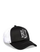 Handwritten Trucker Cap Black BLS Hafnia