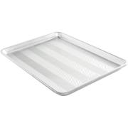 Nordic Ware Naturals® Prism Half Sheet bakplåt, 45 cm