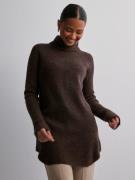 Pieces - Stickade tröjor - Chicory Coffee - Pcellen Ls Long Knit Noos ...