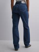 Calvin Klein Jeans - Straight jeans - Denim Dark - High Rise Straight ...