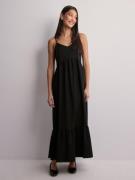 Pieces - Maxiklänningar - Black - Pcsade Strap Long Dress Noos Bc - Kl...