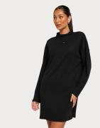 Nelly - Svart - Turtle Neck Loose Dress