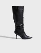 Nelly - Svart - Edge Pointy Boot