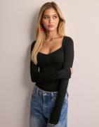 Nelly - Svart - Romance Shape LS Top