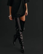 Nelly - Svart - Thigh High Scrunch Boot