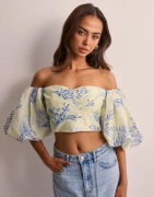 Malina - Blommig - Amira draped off shoulder top